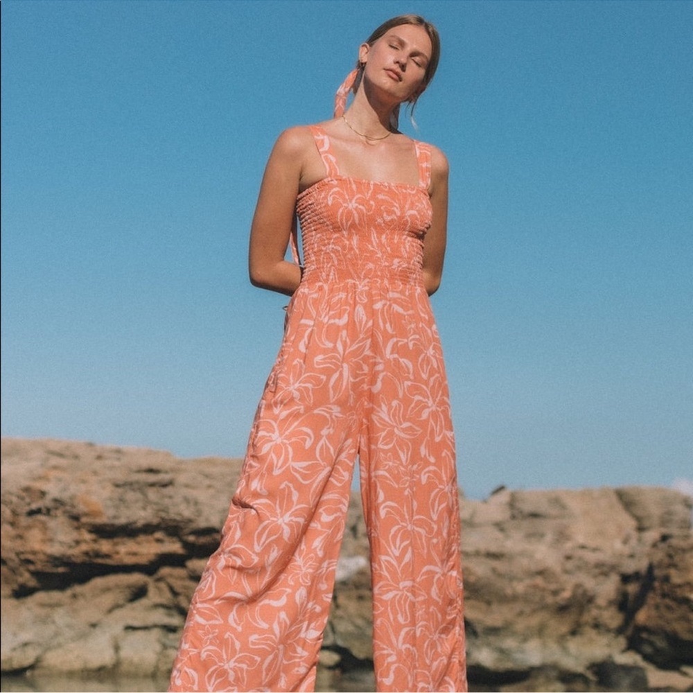 Yireh Mila Jumpsuit Coral smocked wide leg pockets size M floral print
